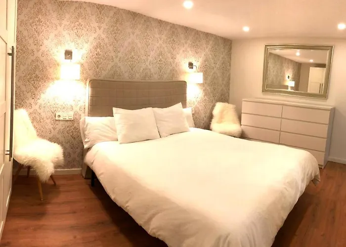 Santo 圣地亚哥－德孔波斯特拉